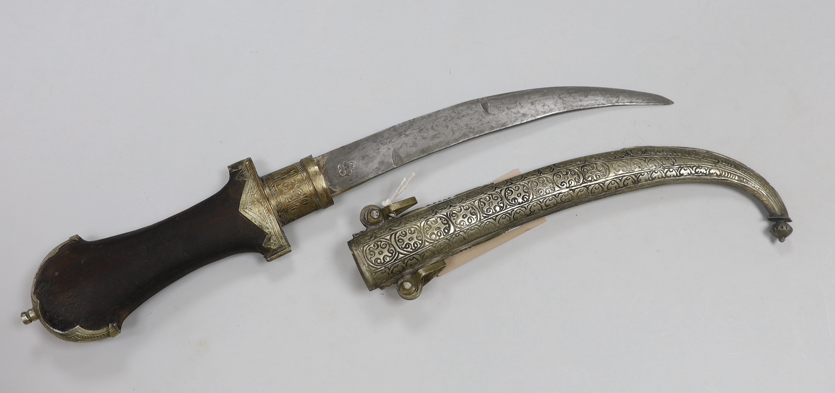 Four various Middle-Eastern daggers/ jambaya